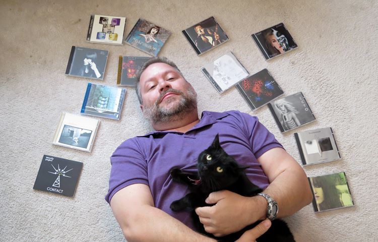 Roller coaster enthusiast Kevin Knapp and his pal Maximus, from Colorado Springs, CO