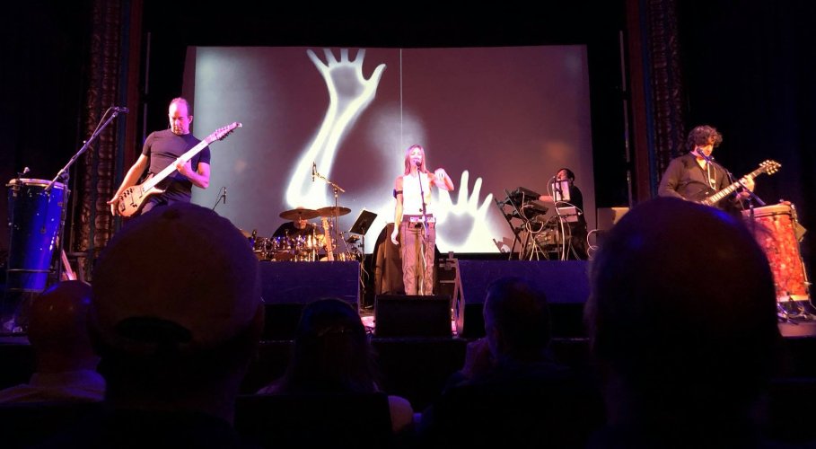 Happy Rhodes at Regent Theater - Arlington, MA - November 10, 2017 (a Security Project show, photo by Angelos Kyrlidis) 