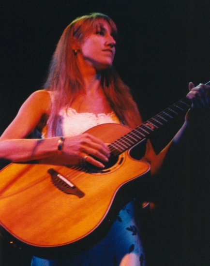 Happy Rhodes at The Bottom Line - New York, NY - August 10, 1996 (Photo by Yngve)