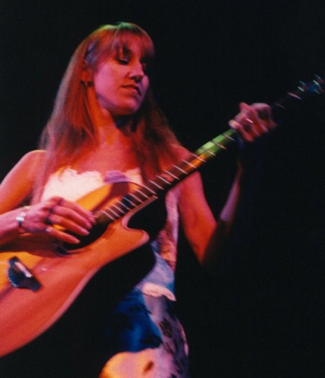 Happy Rhodes at The Bottom Line - New York, NY - August 10, 1996 (Photo by Yngve)