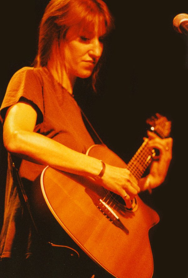Happy Rhodes at Tin Angel - Philadelphia, PA - Oct. 12, 1996