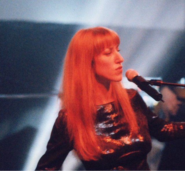 Happy Rhodes at the Painted Bride Arts Center - Philadelphia, PA - October 11, 1998 (Photo by C.K. Coney)