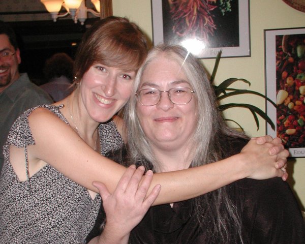 Happy Rhodes with Vickie - Chip & Jo's House Concert - Kenosha, WI - Nov. 11, 2003 (photo by Jo Lueck)